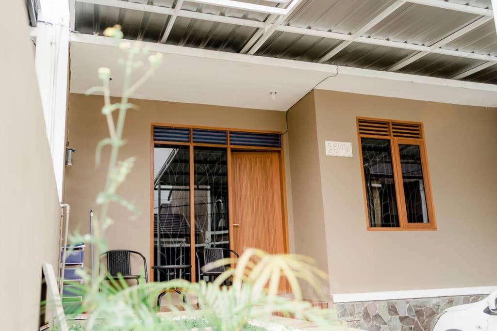 Rumah 3 Kamar Lembang, Adem, Bebas Macet Villa Bandung Luaran gambar